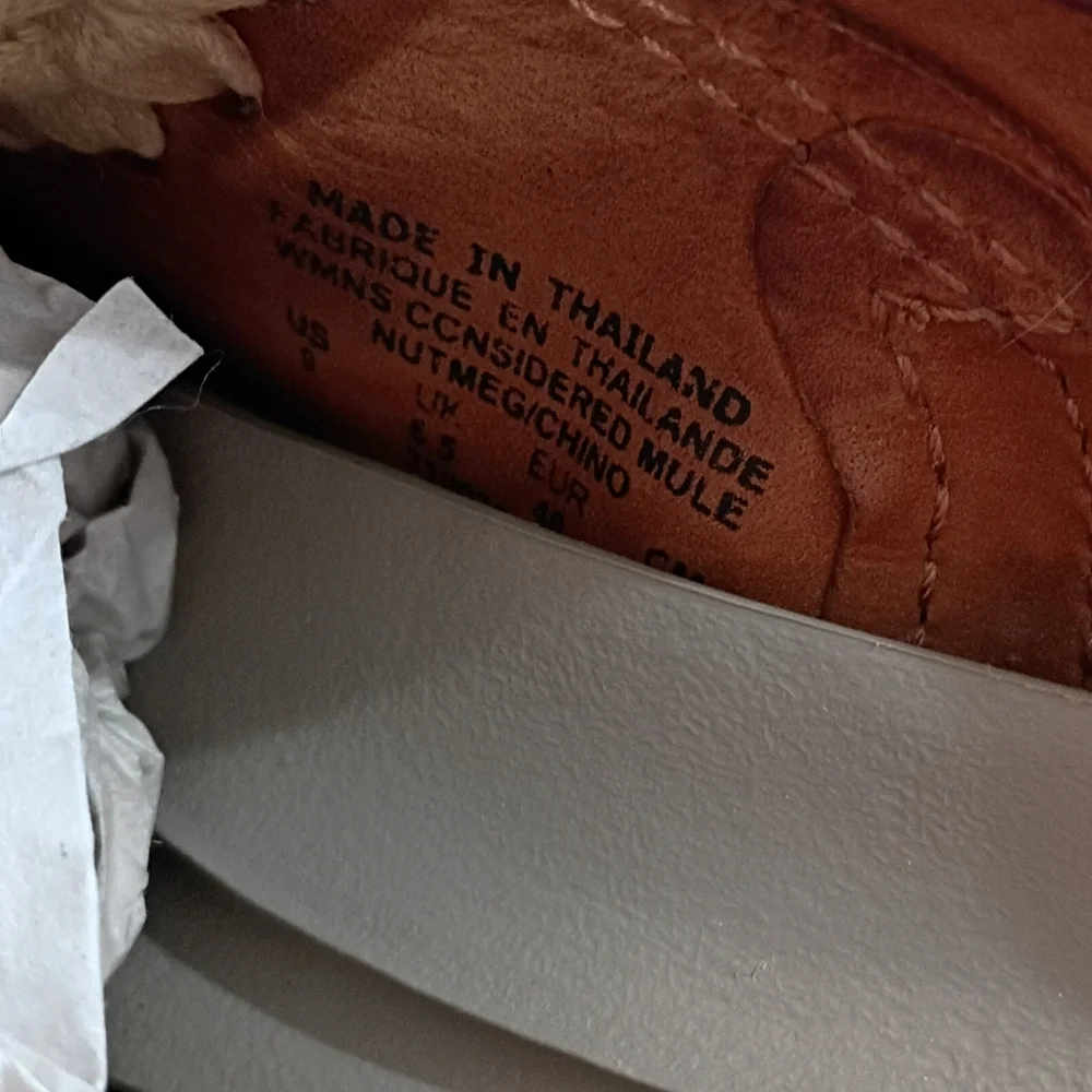 Nike Considered Mule Size 9